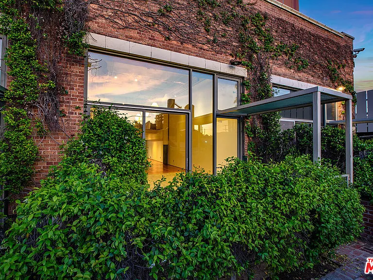 1850 Industrial St #106 — Photo 46
