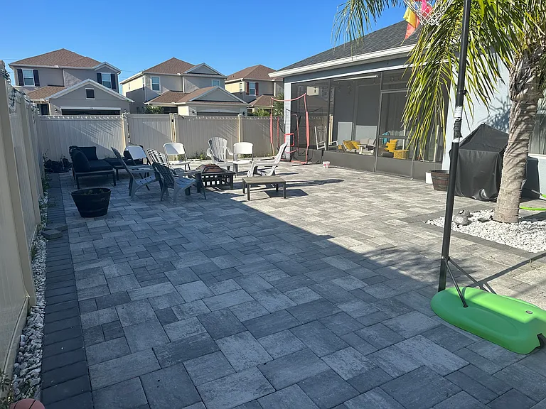 488 Rocky Grove Ln — Photo 7