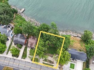 31600 Lake Rd, Bay Village, OH 44140