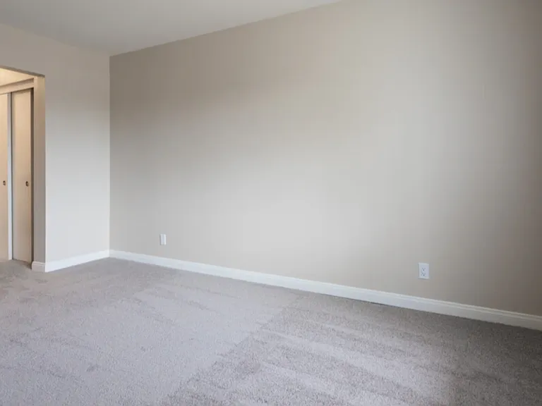 Las Mariposas Apartments — Photo 11