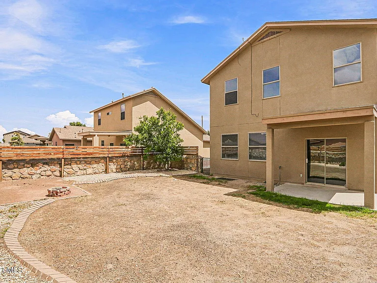 14469 Jacinto Ramos Ave #14469 — Photo 32