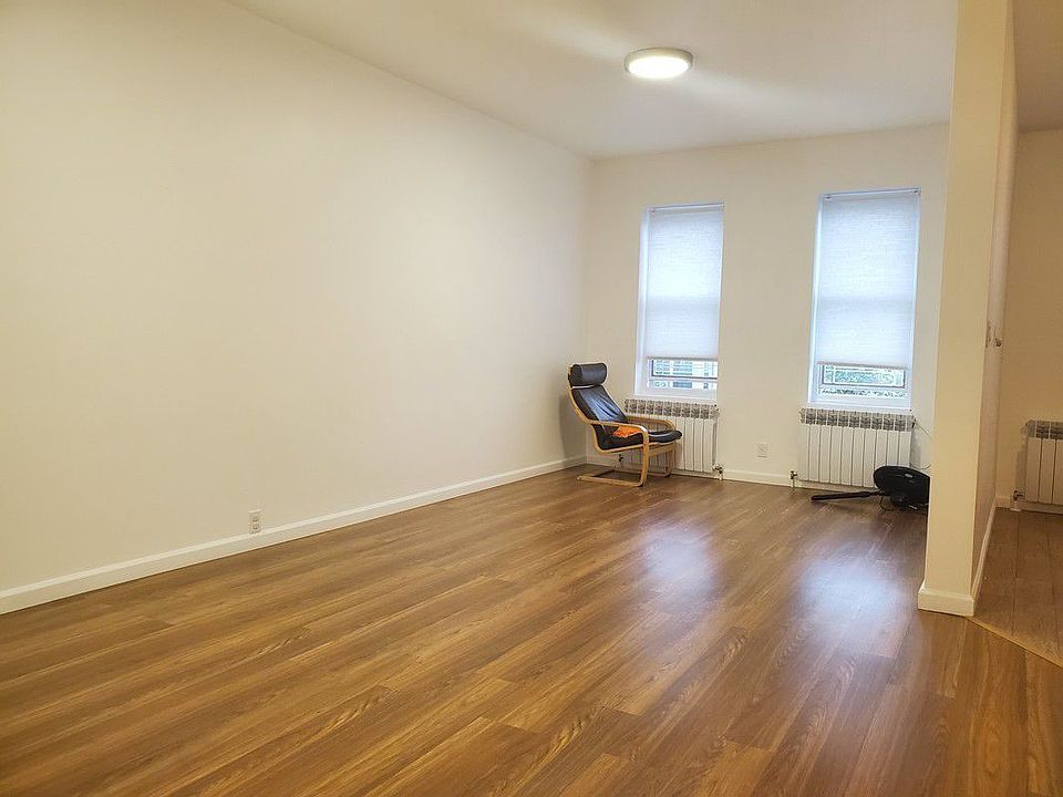 2nd image of 7030 69th Pl #2