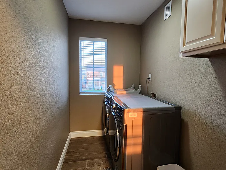 8314 Grasslands Way — Photo 70