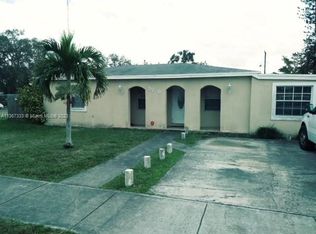 5700 SW 27th St #2, Hollywood, FL 33023