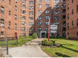 2 fisher Drive #102, Mount Vernon, NY 10552