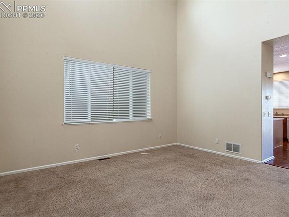 5th image of 1814 Meadowbrook Pkwy
