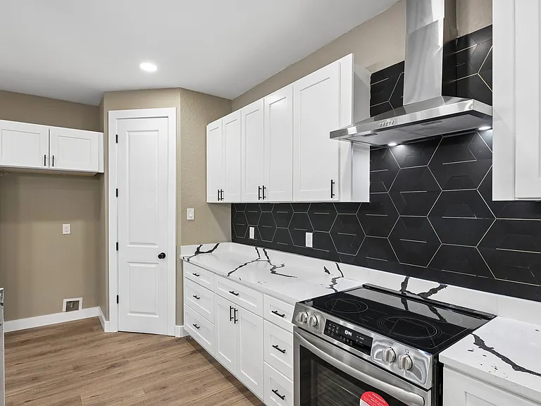 3337 Whirlaway Rd — Photo 15