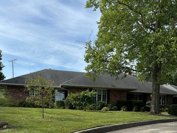 110 E Highlander St, Marshall, MO 65340