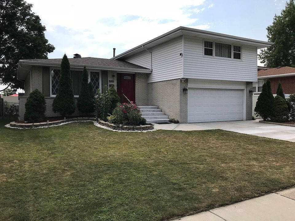 1st image of 4533 W 110th Pl