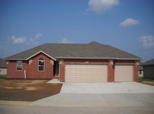 1150 S Bordeaux Ave, Republic, MO 65738