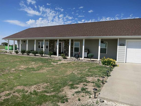 3rd image of 1426D Feedlot Rd #D