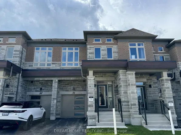 84 Tempel St, Richmond Hill, ON L4E 1K6