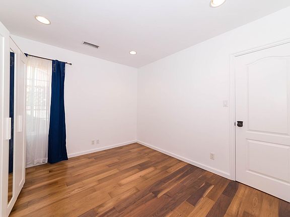 2nd image of 12524 Hatteras St