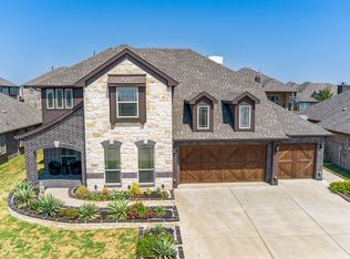 1802 Roundtree Rd, Heathridge, TX 75126