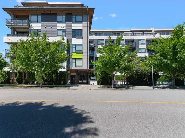 3018 Saint George St #212, Pt Moody, BC V3H 0L4