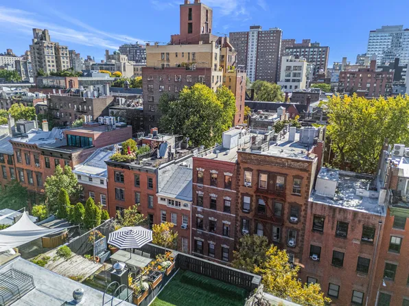 457 West 22nd Street image 35 of 45