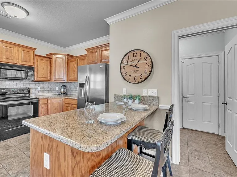5703 W Casey Dr — Photo 7
