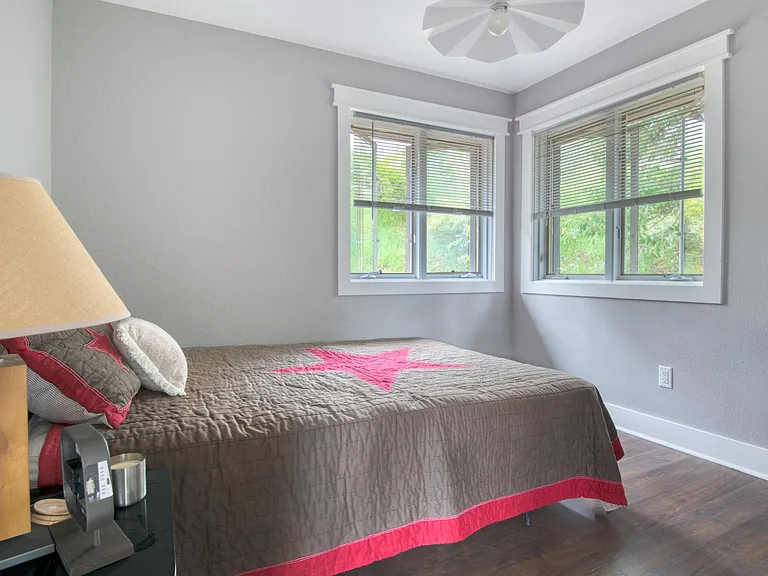 1168 Westview Dr — Photo 11
