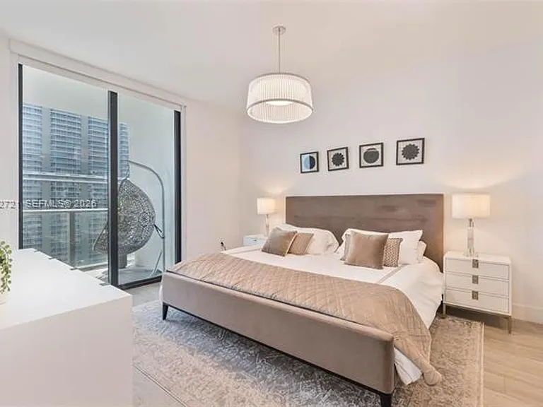 1010 Brickell Ave #4303 — Photo 17