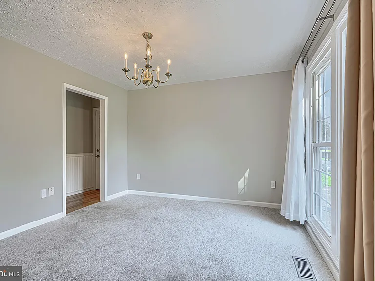 8301 Whitebark Ct — Photo 42