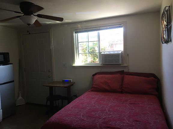 4th image of 339 Stuart Dr