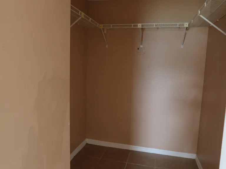 601 SE Polynesian Ave — Photo 14