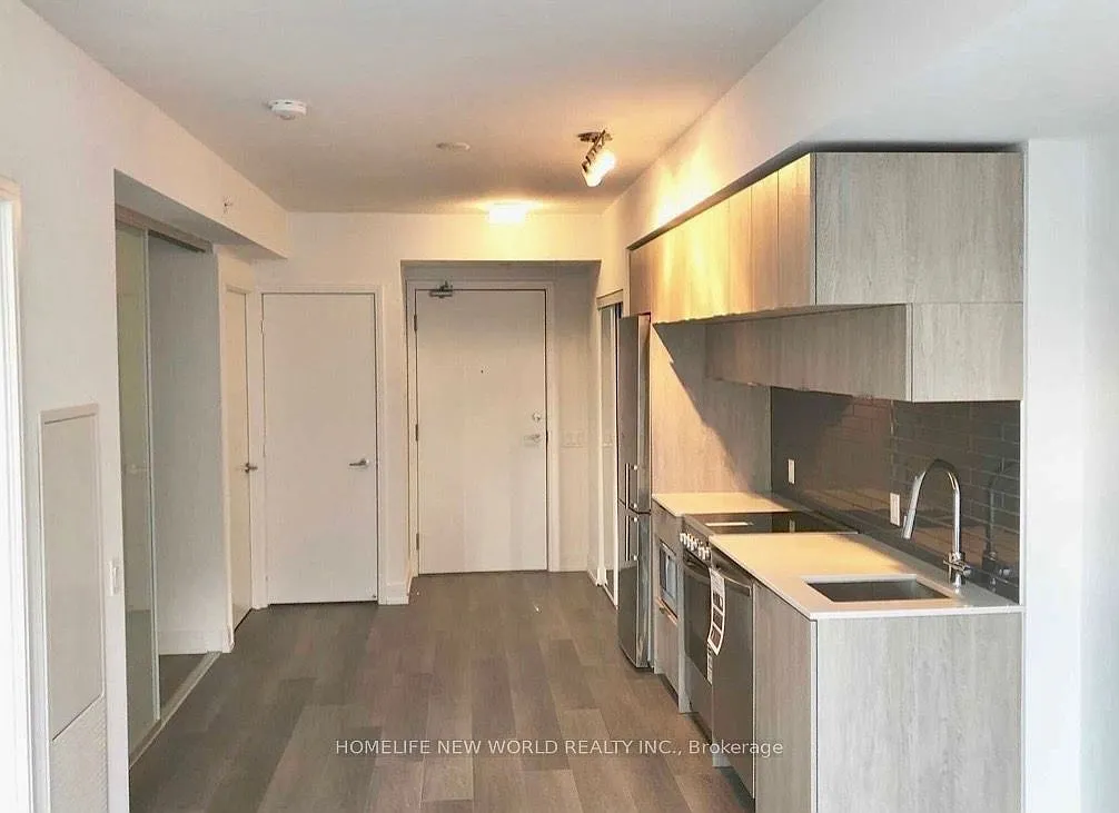 Building Photo - 181 Dundas St E #712