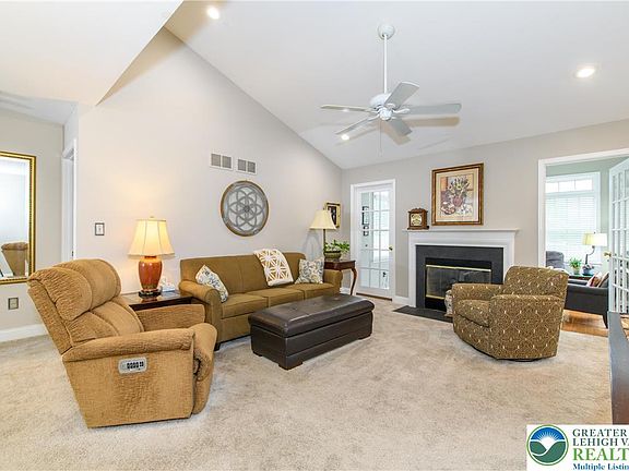 5th image of 1181 Briarwood Ln