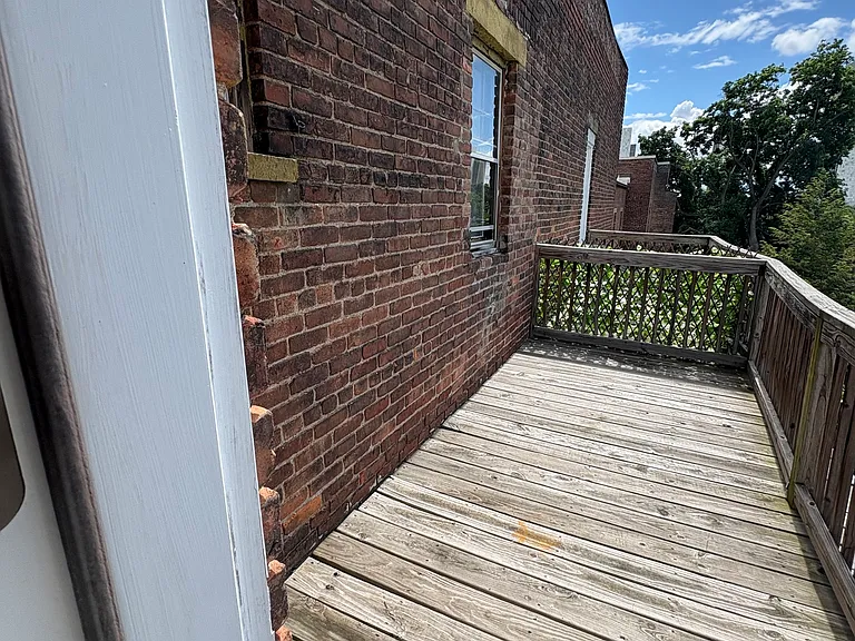 246 Lark St #9 — Photo 9
