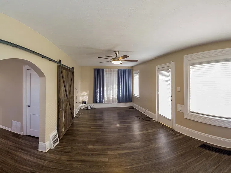 3458 N Steele St — Photo 14