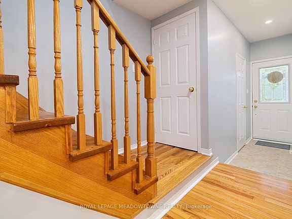 4th image of 3259 Carabella Way