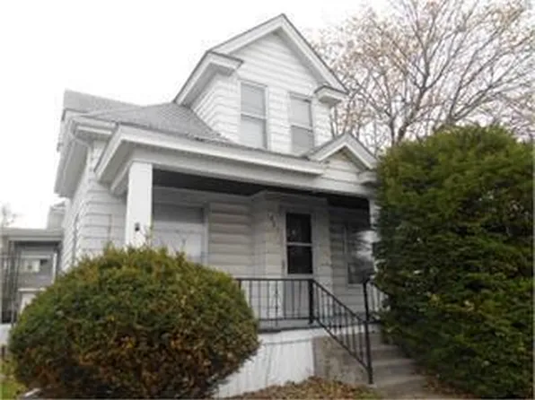 1723 W Locust St, Davenport, IA 52804