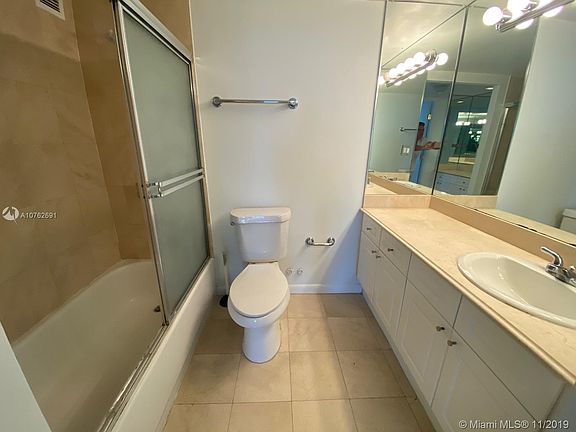 3rd image of 2301 Collins Ave APT 340