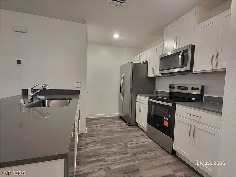9832 Maple Pass Ave — Photo 4