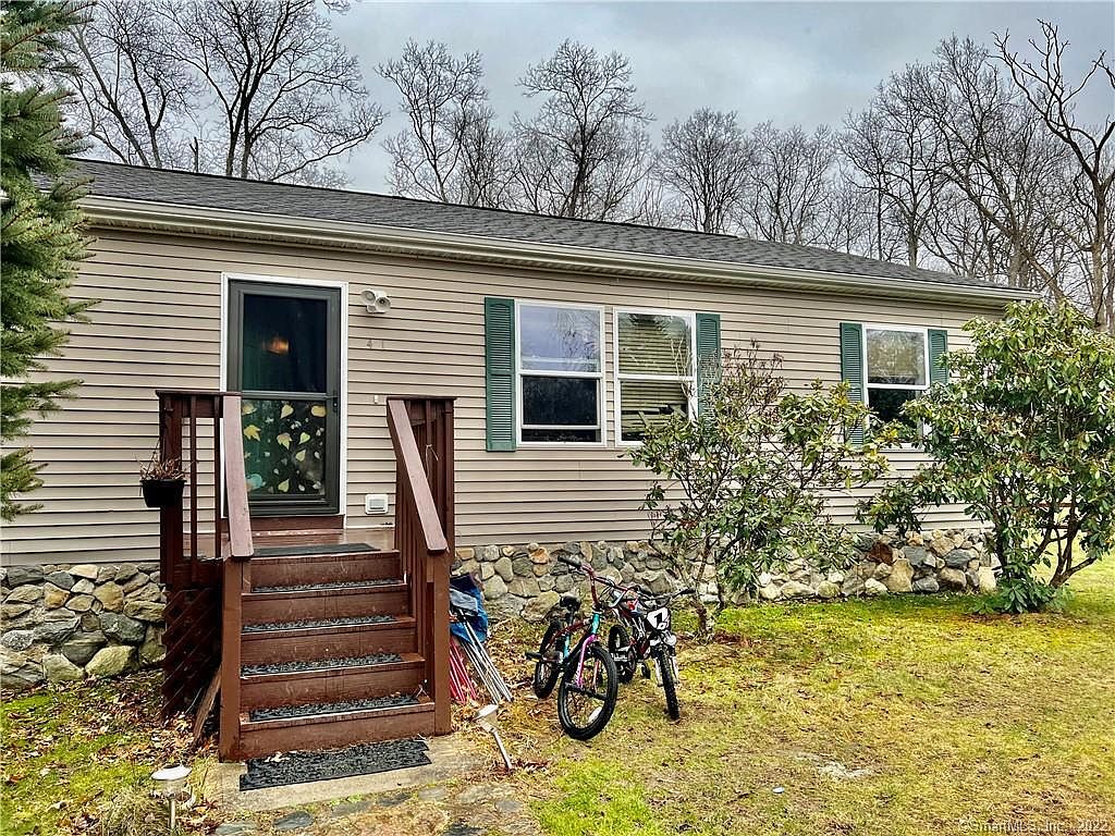 41 Winthrop Dr, Moosup, CT 06354 | Zillow