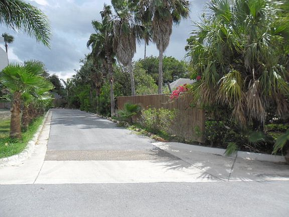 3rd image of 505 Cottonwood Ave
