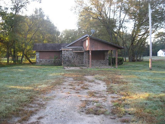 1st image of 57 Palmer Ln