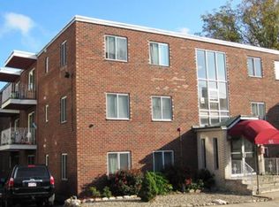 95 Clifton St APT 204, Malden, MA 02148