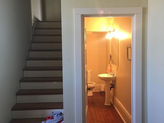 2nd image of 1335 Arabella St