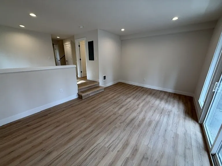 7900 Edmonds 4-Plex — Photo 55