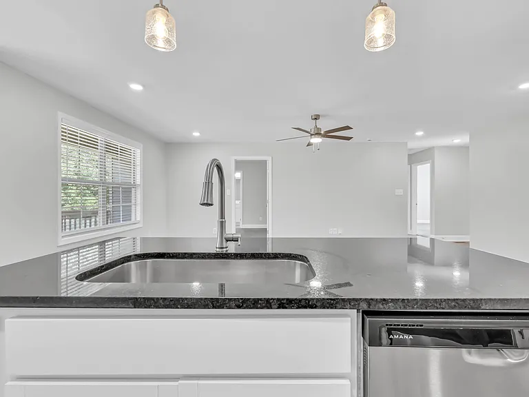438 Mattingly Dr — Photo 15