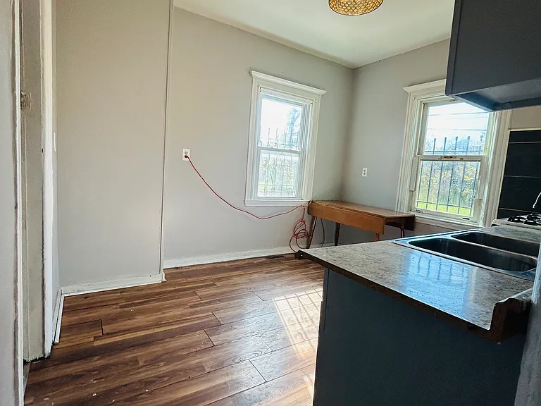 115 Wakefield Ave #1 — Photo 16