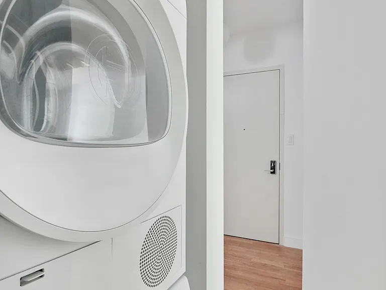 137 Avenue A #2D — Photo 8