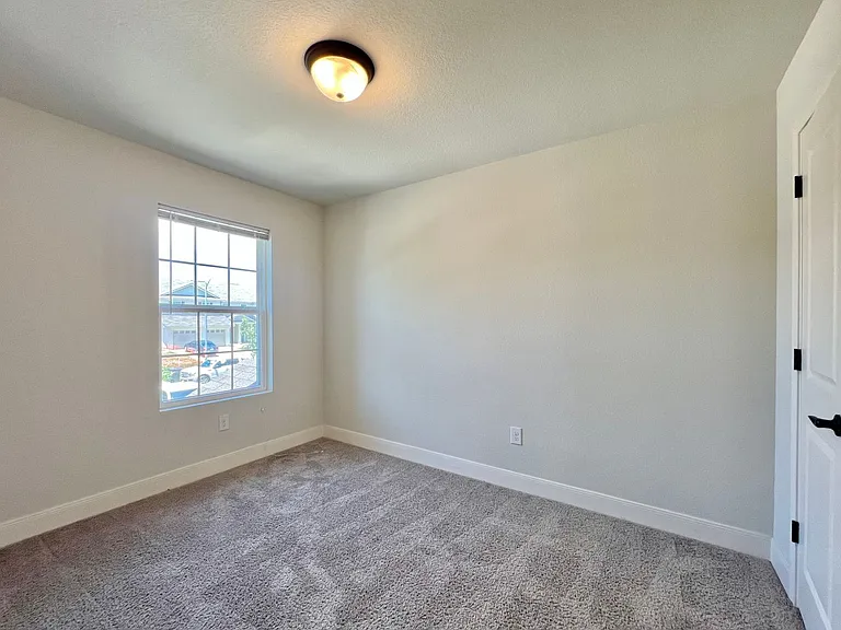 6310 Melanzane Ave #3 — Photo 14