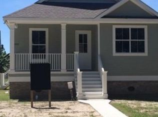 5550 Pratt Dr, New Orleans, LA 70122