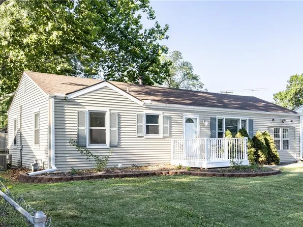 11815 W 69th Ter, Shawnee, KS 66203