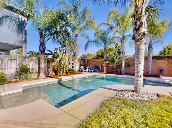 2220 Castle Pines Way, Roseville, CA 95747