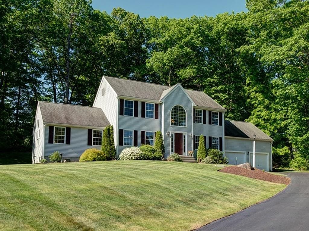 9 Tobin Dr Dudley MA 01571 Zillow