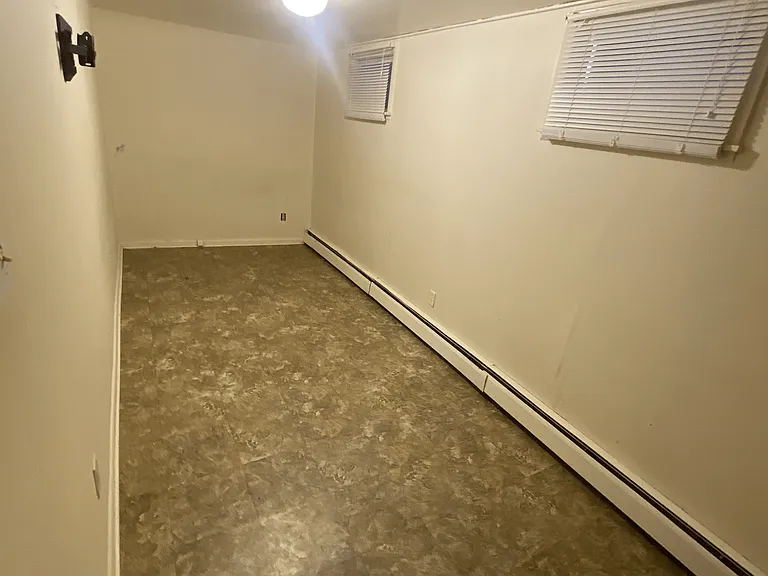 713 State St #BASEMENT — Photo 4