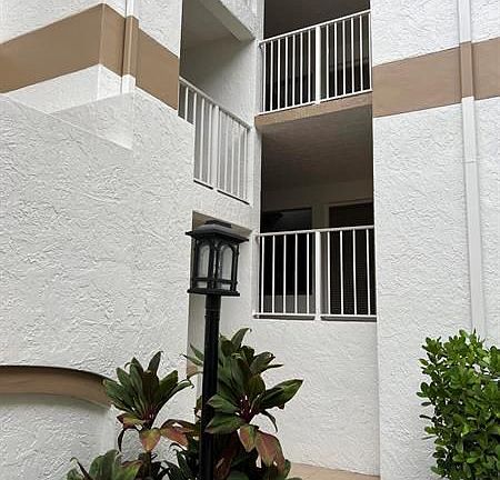 2nd image of 7370 Orangewood Ln APT 204